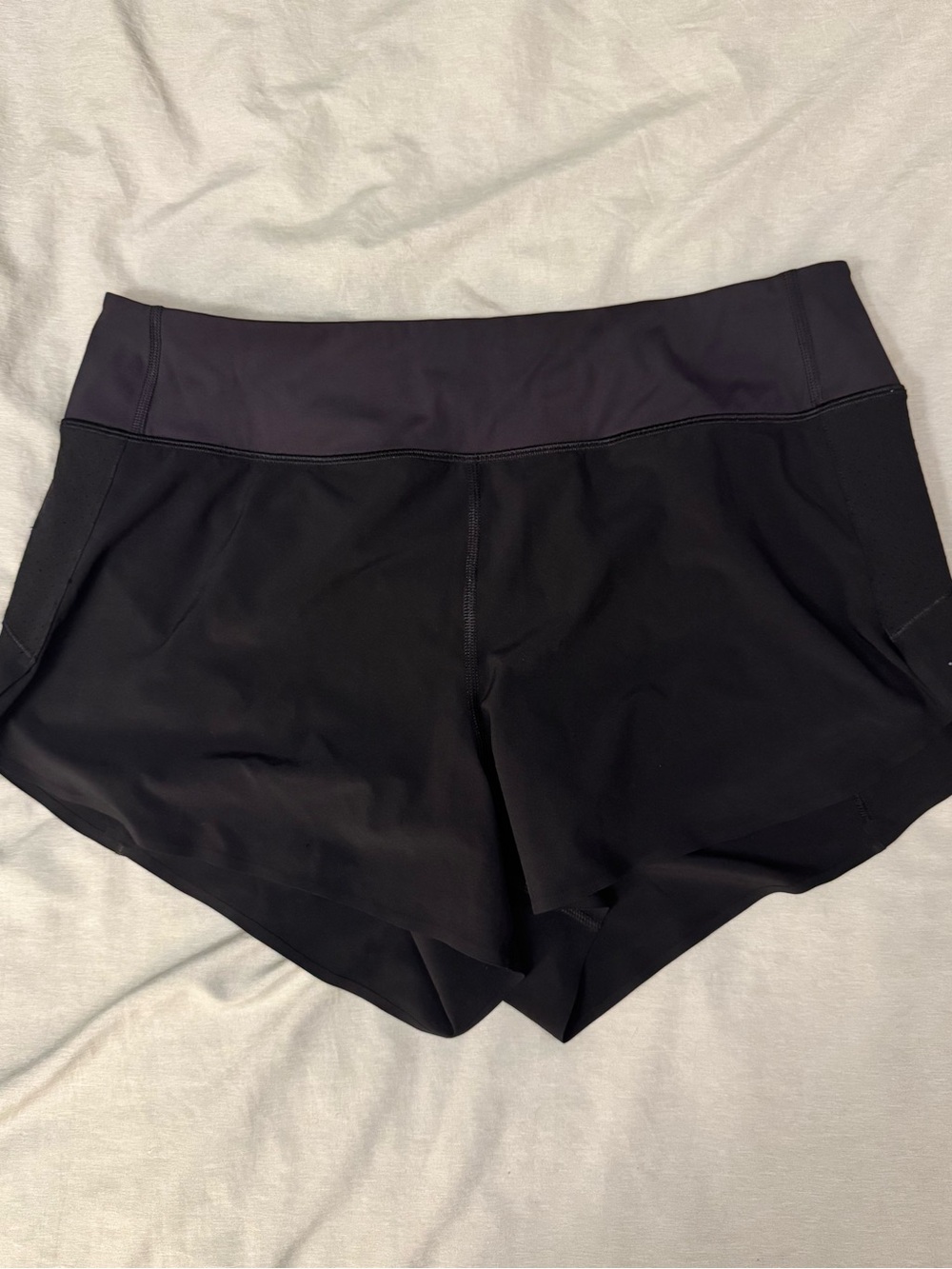 Athleta Women’s Large Shorts